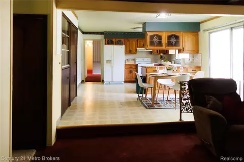 Kitchen - 4394 Apache Dr, Burton, MI 48509 photo 1 of 2
