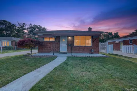 11252 Marsha Pl, Warren, MI 48089