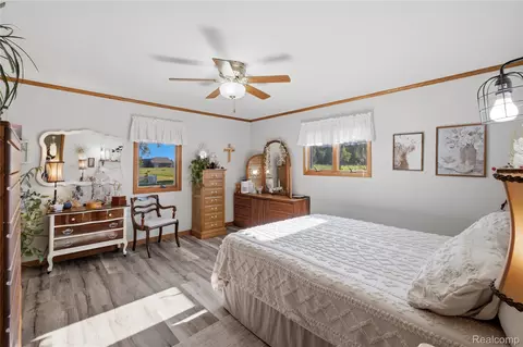 Bedroom - 856 N Hemlock Rd, Richland, MI 48626 photo 3 of 4