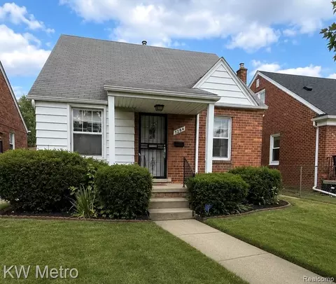 7284 Patton St, Detroit, MI 48228