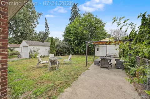 Exterior - 1817 Drexel St, Dearborn, MI 48128 photo 2 of 4