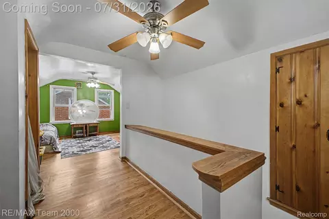 Entry Way - 1817 Drexel St, Dearborn, MI 48128 photo 3 of 3