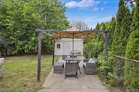 Exterior - 1817 Drexel St, Dearborn, MI 48128 photo 1 of 4