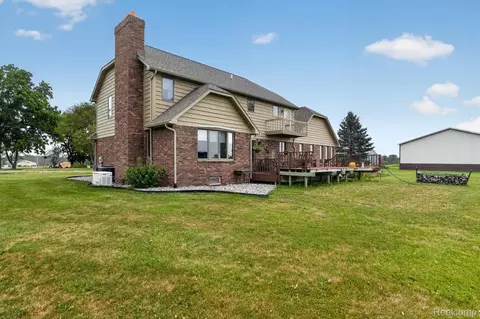 Exterior - 10454 E Bristol Rd, Davison, MI 48423 photo 9 of 12