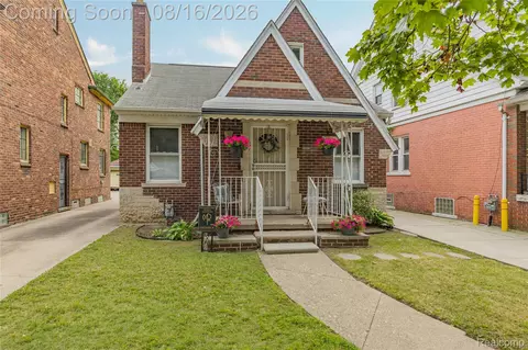 16166 Wildemere St, Detroit, MI 48221