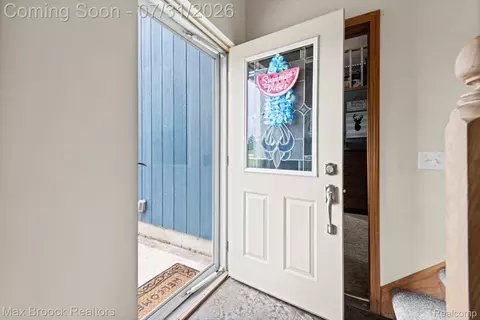Entry Way - 11141 Hannewald Rd, Waterloo, MI 49259 photo 1 of 2