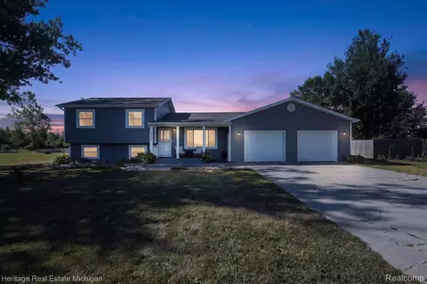 7225 Baldwin Rd, Swartz Creek, MI 48473