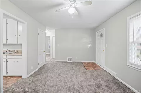 Entry Way - 3155 Leith St, Flint, MI 48506 photo 3 of 4