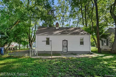 Other - 3155 Leith St, Flint, MI 48506 photo 4 of 9