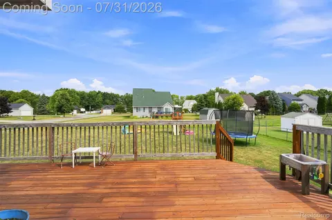 Exterior - 8449 Omar Dr, Davison, MI 48423 photo 8 of 8