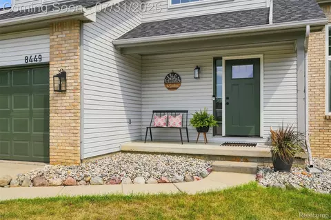 Exterior - 8449 Omar Dr, Davison, MI 48423 photo 2 of 8