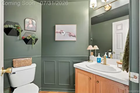 Bath - 8449 Omar Dr, Davison, MI 48423 photo 3 of 3