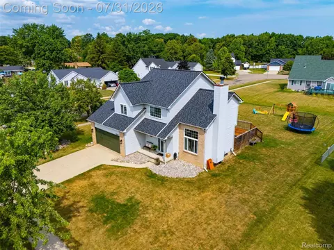View/Area - 8449 Omar Dr, Davison, MI 48423 photo 4 of 8