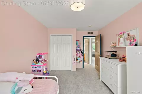 Bedroom - 8449 Omar Dr, Davison, MI 48423 photo 3 of 5