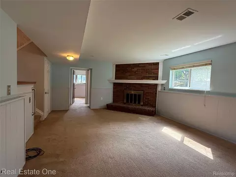 Living - 3444 Eagle Dr, Troy, MI 48083 photo 3 of 3