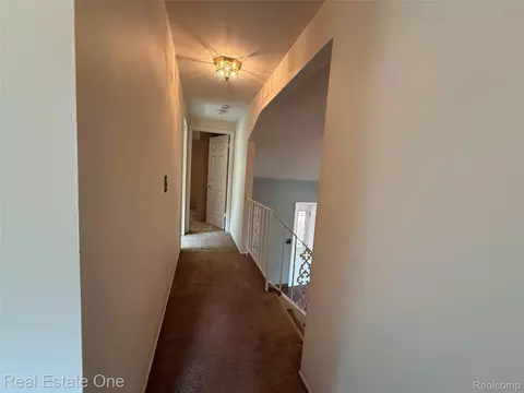 Entry Way - 3444 Eagle Dr, Troy, MI 48083 photo 3 of 3