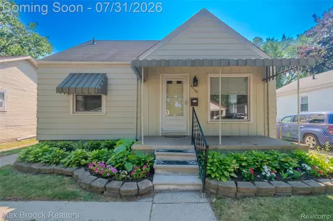 23100 Hoover Ave, Hazel Park, MI 48030