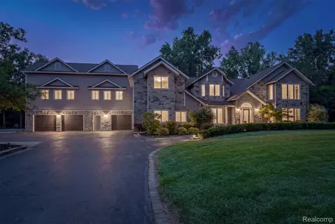 29 Marlborough Dr, Bloomfield Hills, MI 48302