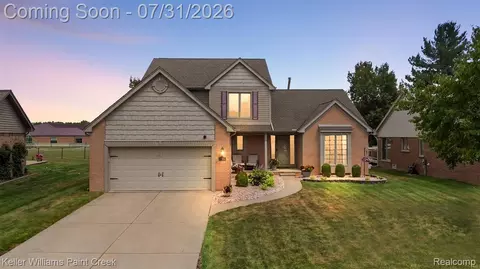 3151 Goldenrod Dr, Rochester Hills, MI 48307