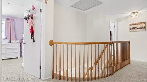 Entry Way - 20272 Wellesley St, Riverview, MI 48193 photo 3 of 6