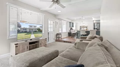 Other - 20272 Wellesley St, Riverview, MI 48193 photo 5 of 16