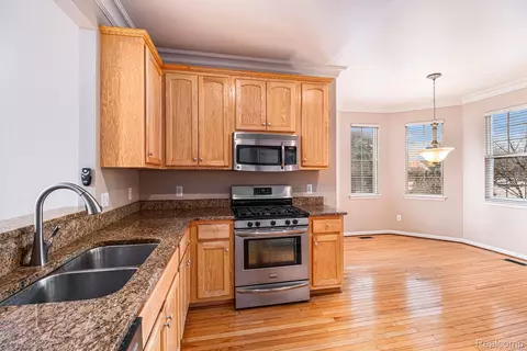 Kitchen - 1028 Maya Ct, Troy, MI 48085 photo 1 of 3