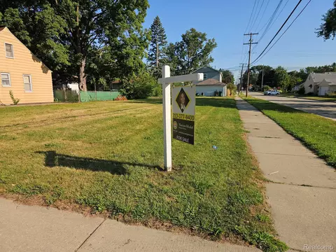 24600 Calvin St, Dearborn, MI 48124