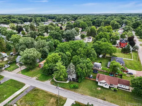 View/Area - 511 Ash St, Carleton, MI 48117 photo 2 of 9