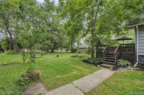 Exterior - 511 Ash St, Carleton, MI 48117 photo 5 of 13