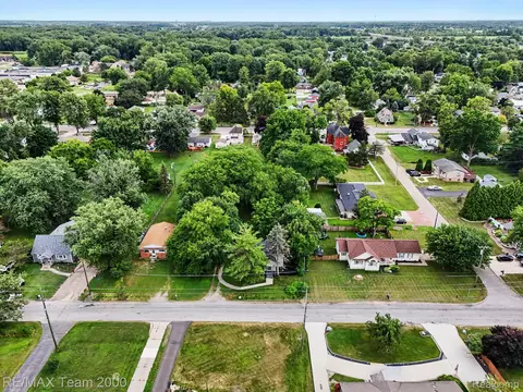View/Area - 511 Ash St, Carleton, MI 48117 photo 4 of 9