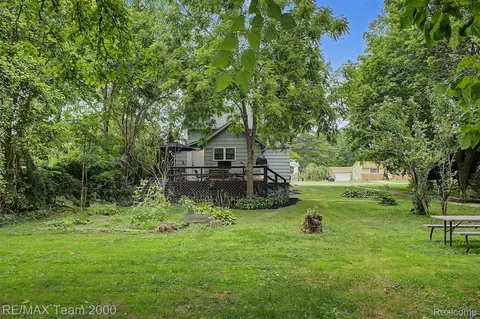 Exterior - 511 Ash St, Carleton, MI 48117 photo 11 of 13