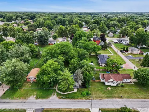View/Area - 511 Ash St, Carleton, MI 48117 photo 3 of 9
