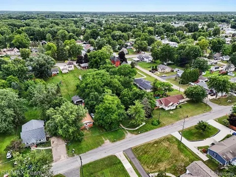 View/Area - 511 Ash St, Carleton, MI 48117 photo 5 of 9
