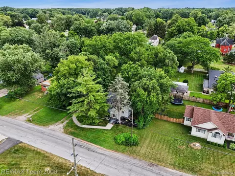 View/Area - 511 Ash St, Carleton, MI 48117 photo 1 of 9