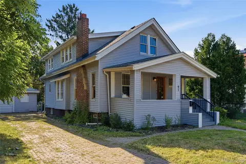 91 Oneida St, Pontiac, MI 48341