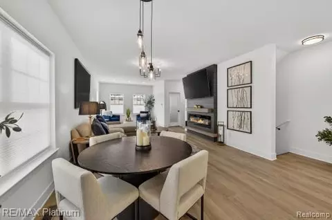 Dining - 1666 Pinecroft Ln, Howell, MI 48855 photo 1 of 1
