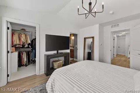 Bedroom - 1666 Pinecroft Ln, Howell, MI 48855 photo 2 of 3