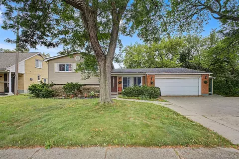 27355 Clairview Dr, Dearborn Heights, MI 48127