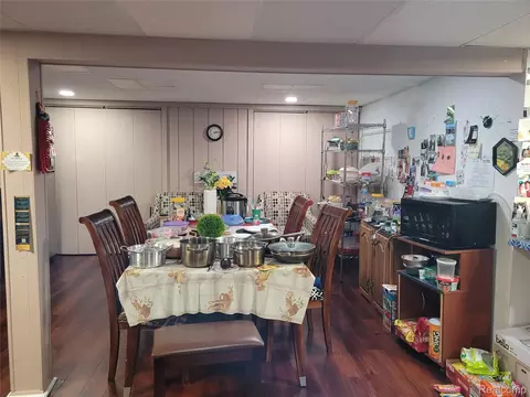 Dining - 11219 Hanover Dr, Warren, MI 48093 photo 1 of 1