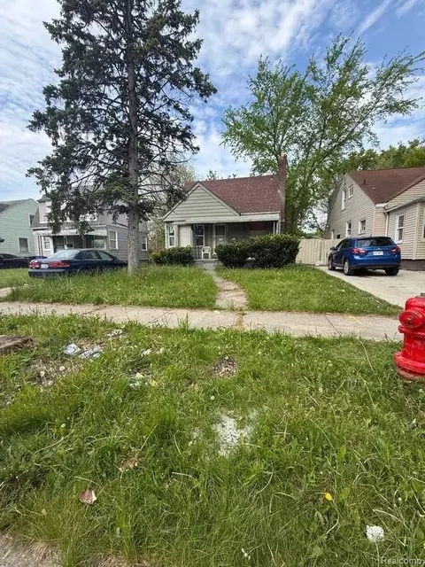 7771 Faust Ave, Detroit, MI 48228
