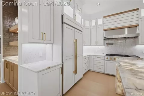 Kitchen - 13281 Haddon St, Fenton, MI 48430 photo 6 of 8