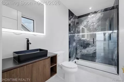 Bath - 13281 Haddon St, Fenton, MI 48430 photo 8 of 8