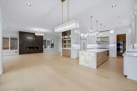 Living - 13281 Haddon St, Fenton, MI 48430 photo 7 of 7
