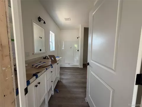 31450 Beverly Rd, Romulus, MI 48174 photo 6