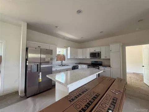31450 Beverly Rd, Romulus, MI 48174 photo 4