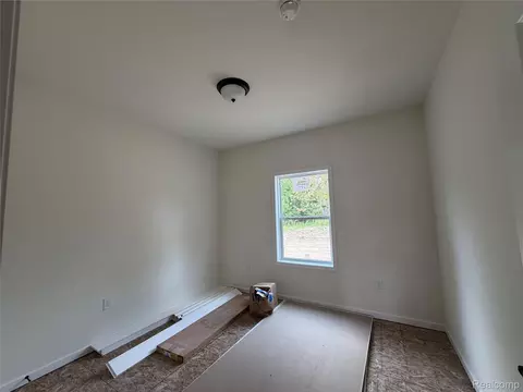 31450 Beverly Rd, Romulus, MI 48174 photo 10