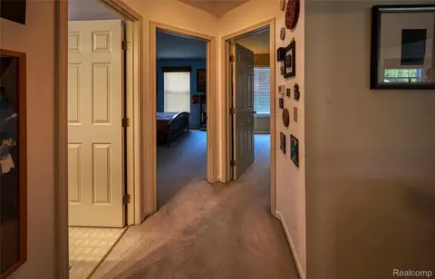 Entry Way - 1221 Windsor St, Grand Blanc, MI 48507 photo 3 of 3