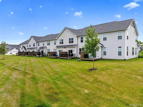 Exterior - 506 Maize Loop, Saline, MI 48176 photo 6 of 8