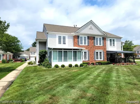 37485 Stonegate Cir #75, Clinton Township, MI 48036