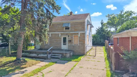 5365 Campbell St, Dearborn Heights, MI 48125